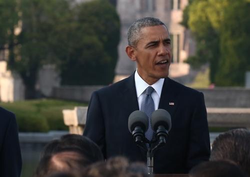 所感を述べるオバマ米大統領（広島市の平和記念公園、代表撮影）