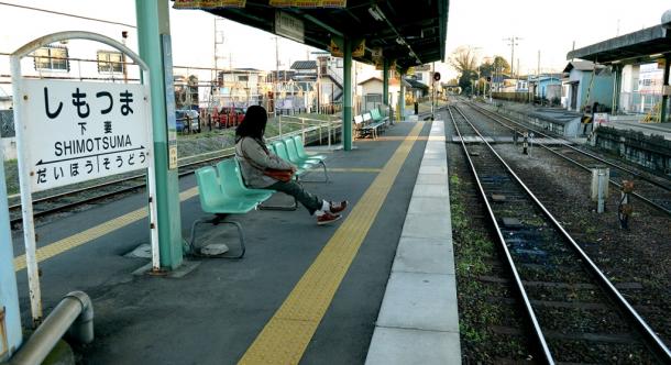 写真・図版 : 『下妻物語』の舞台となった茨城県の下妻駅＝2014