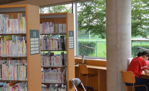 写真・図版 : 図書館は本の読み手をつくり、育てる場だ
