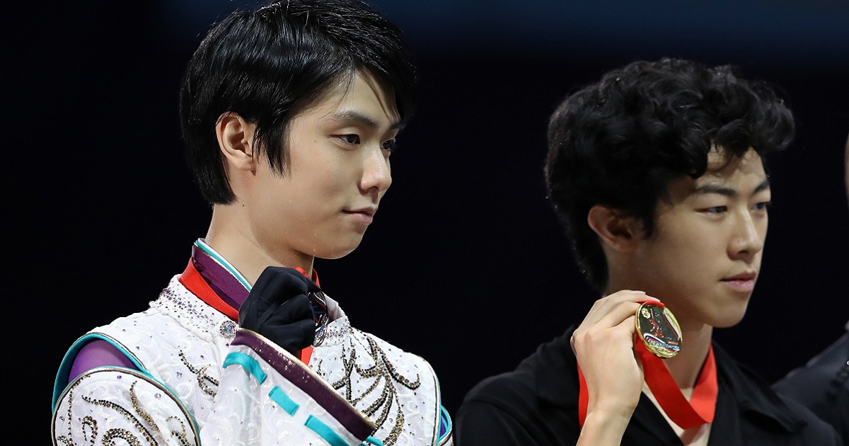 写真・図版 : 激しく競り合う羽生結弦とネイサン・チェン(アメリカ)。2022年北京五輪でも戦うのか