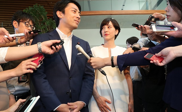 なぜファンは進次郎氏を見捨てたのか