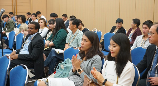 写真・図版 : 過去最多の参加者が集まった第6回アジア神経精神薬理学会。日本以外のアジアの国のからも多数参加した。