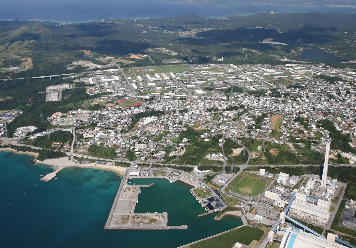 写真・図版 : 沖縄県金武町にある米軍キャンプ・ハンセン