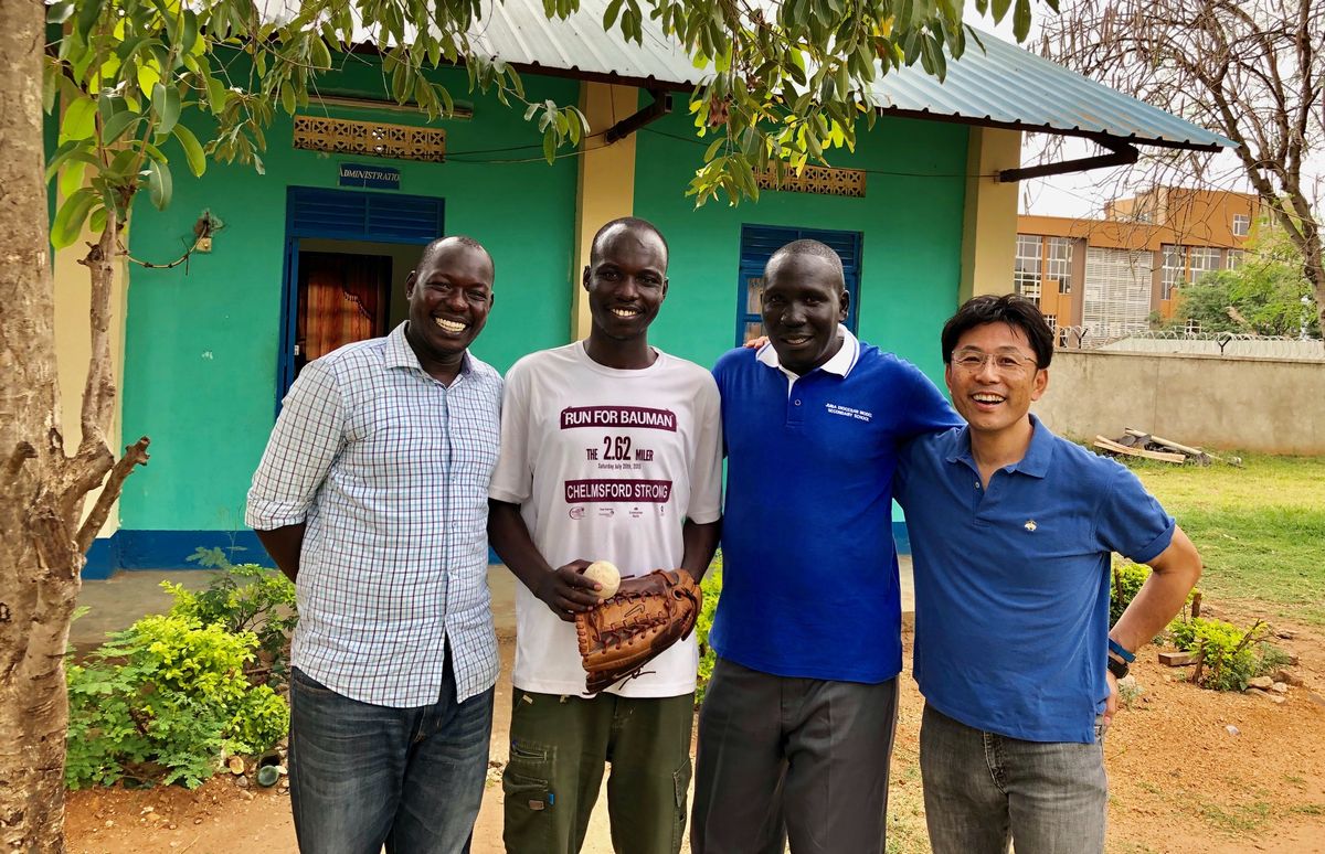 南スーダンのがばいばあちゃんの心をうたれた一言 拡大写真 友成晋也 論座 朝日新聞社の言論サイト