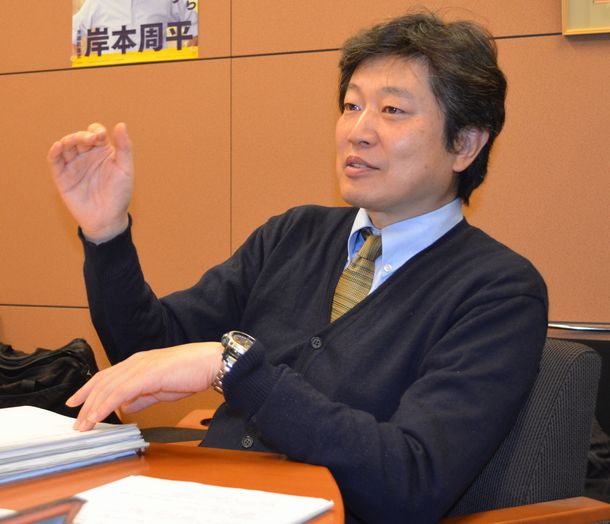 写真・図版 : 加藤孝明さん