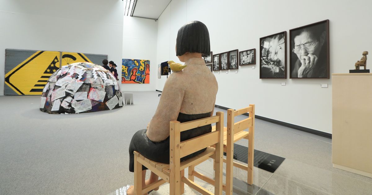 写真・図版 : 「表現の不自由展・その後」の展示室＝2019年10月14日、名古屋市東区