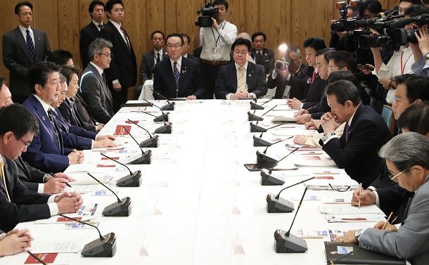日本の持続可能性を阻む「現実逃避」と「神風幻想」