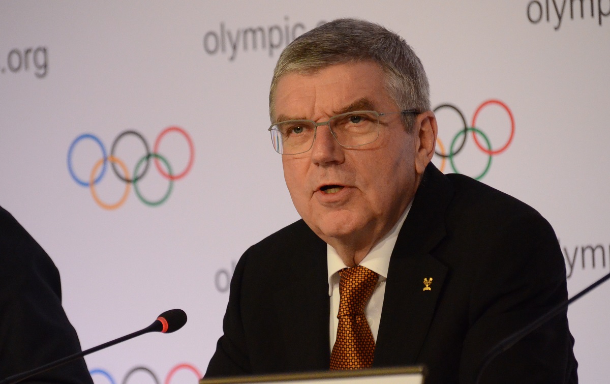写真・図版 : 「来年開催が無理なら中止」と語ったIOC(国際オリンピック委員会)のバッハ会長