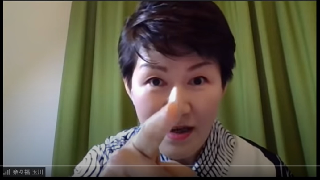 写真・図版 : 「カメラここね」ーー緊張の初配信のトーク＝YouTube「奈々福チャンネル」から