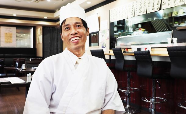 ミャンマー出身のマウンさんが20年以上修行を積み浅草で寿司店を開くまで