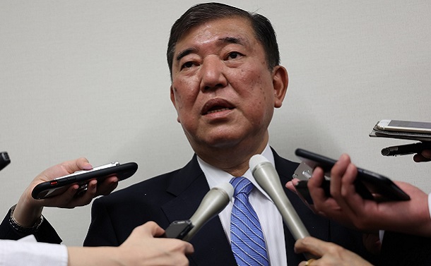 (この期に及んで)石破茂氏をはじめ自民議員は会食をなぜやめられないのか