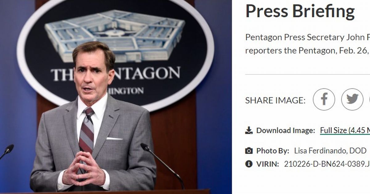 写真・図版 : 米国防総省での2月26日のカービー報道官の記者会見の様子を紹介する同省のサイト