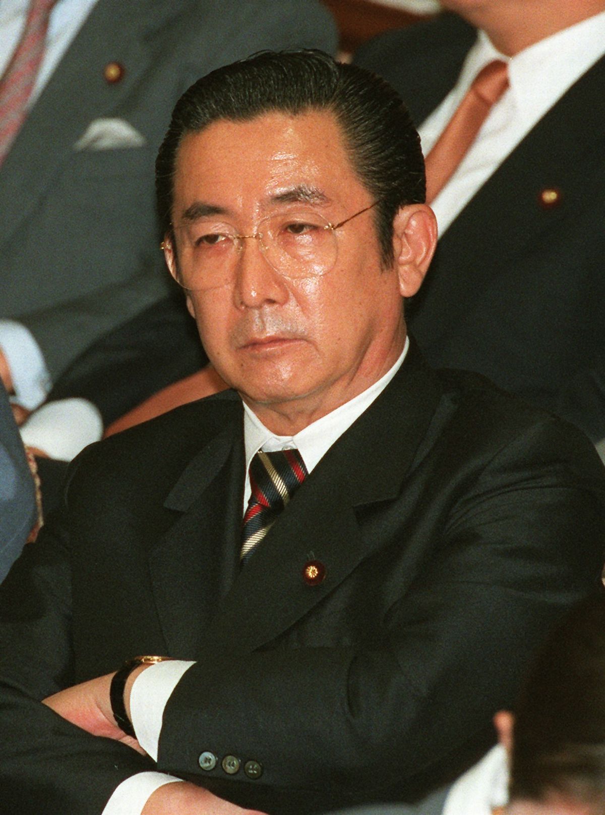 写真・図版 : 1998年6月、衆院予算委員会での橋本首相＝朝日新聞社
