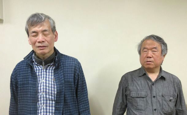 写真・図版 : 古賀典夫さん（左）と鷹林茂男さん