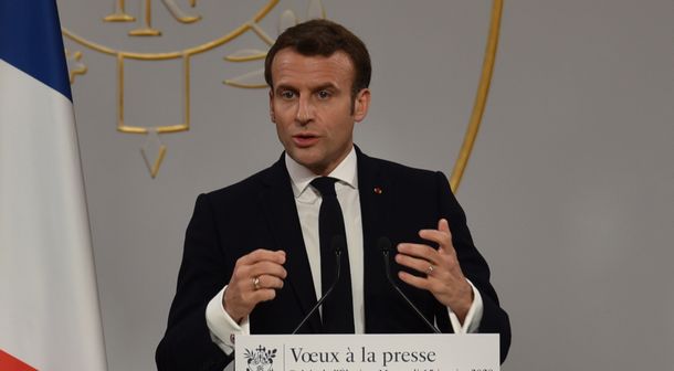 写真・図版 : フランスのマクロン大統領＝2020年1月15日
