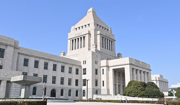 写真・図版 : 国会議事堂＝東京・永田町