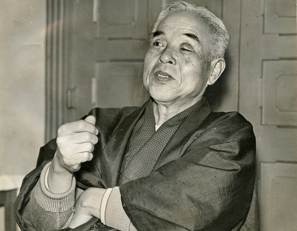 写真・図版 : 早稲田大学野球部の創設者、安部磯雄。戦前は衆議院議員も務めた