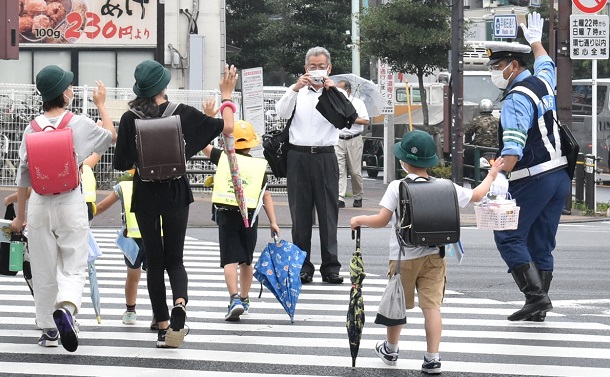 写真・図版 : 子どもたちに「自衛」を求めるだけでいいのか＝東京都新宿区