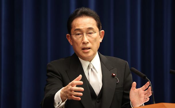 岸田政権の経済政策は穴のあいた大風呂敷か