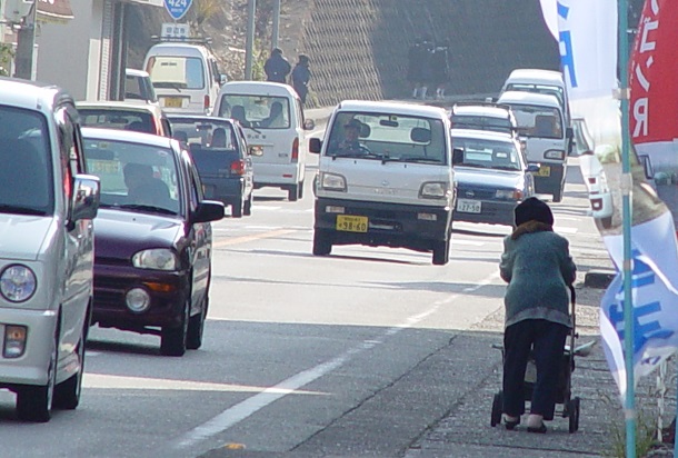 写真・図版 : 和歌山県田辺市で＝2003年12月、撮影・筆者
