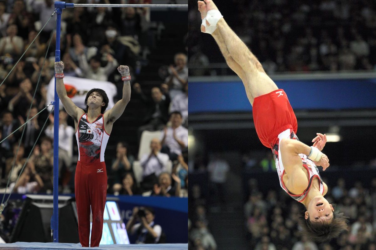 写真・図版 : 2011年の体操世界選手権の男子個人総合で3連覇を果たした内村航平のゆかの演技（右）、最後の鉄棒の演技を終えガッツポーズを見せた（左）＝2011年10月14日、東京体育館