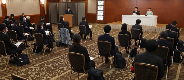 記者会見場