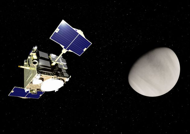 写真・図版 : 金星を探査する「あかつき」のイメージ＝宇宙航空研究開発機構（JAXA）提供