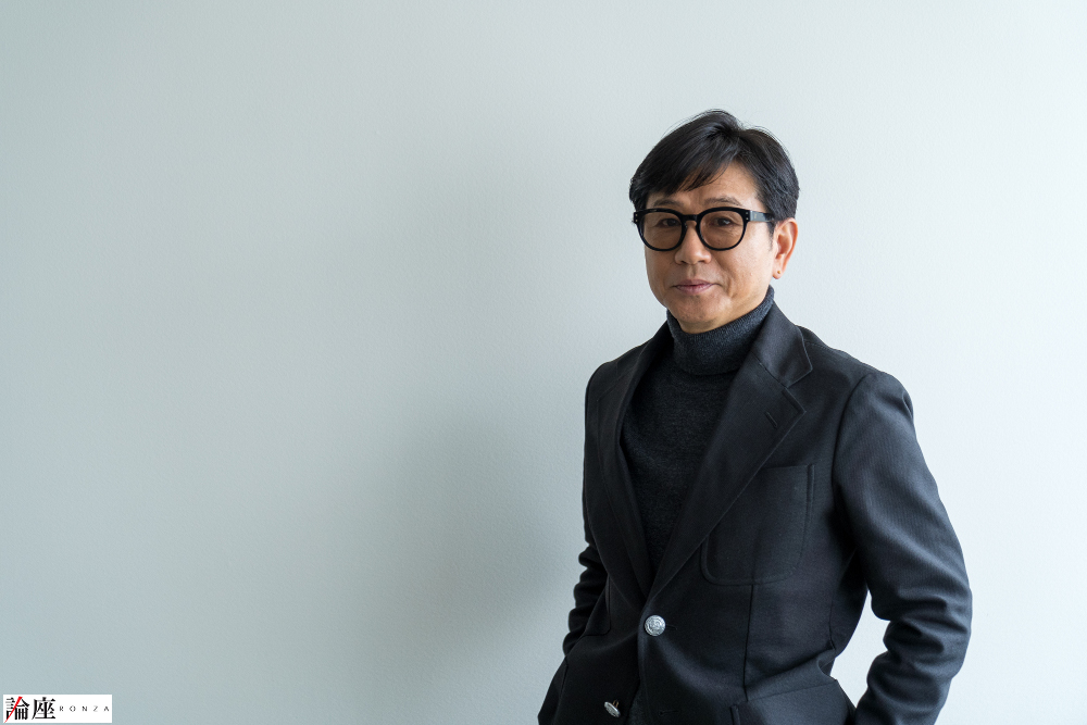 藤井フミヤ＝久保秀臣 撮影