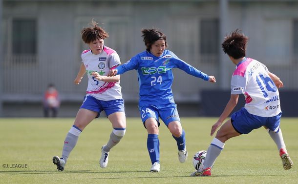 女子サッカー最多出場記録を更新　アマチュア貫く中野真奈美