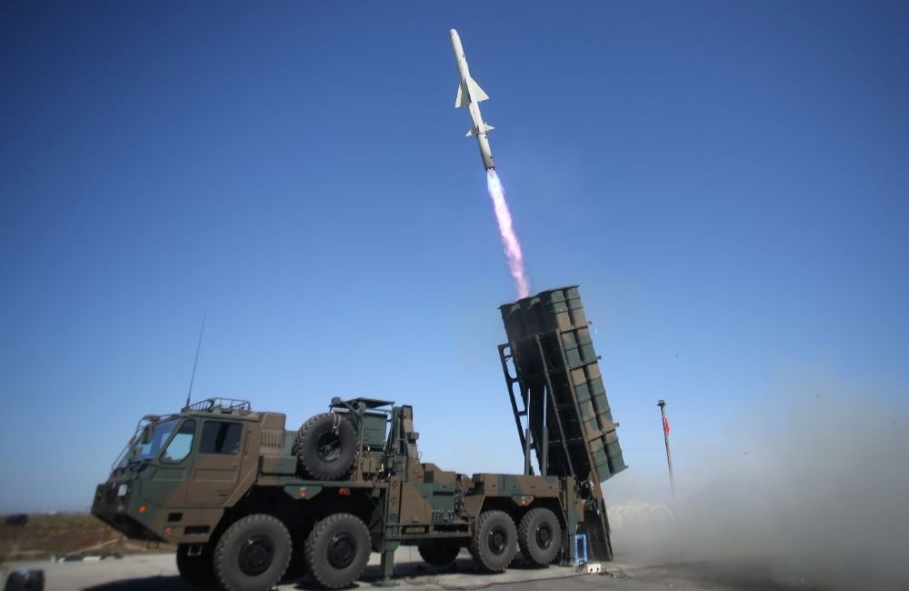 写真・図版 : 国産初の長射程巡航ミサイルに改良される陸上自衛隊の「12式地対艦誘導弾」＝陸上自衛隊のホームページから