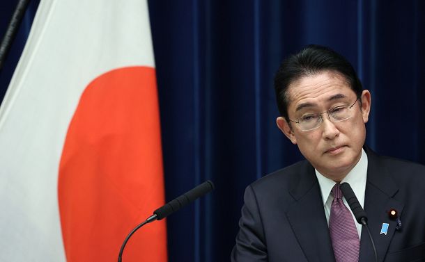 防衛増税を「過小」に見せる、岸田首相のごまかし