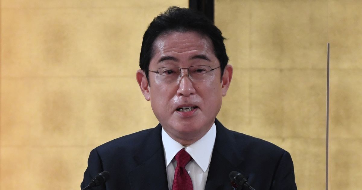 写真・図版 : 経済３団体共催の新年祝賀会であいさつをする岸田文雄首相＝2023年1月5日、東京都千代田区