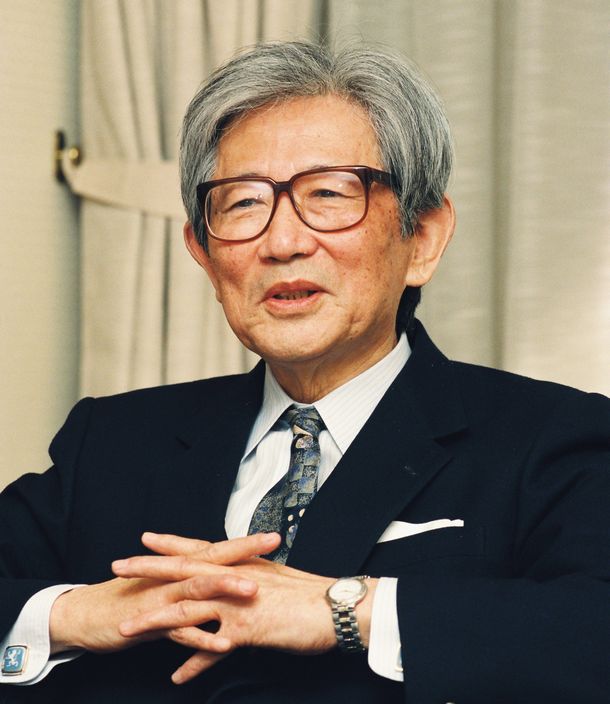 写真・図版 : 下河辺淳氏＝1993年3月9日、東京都内のホテルで 
