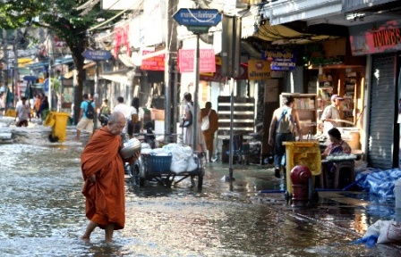 タイ大洪水、求むグローバルの視点